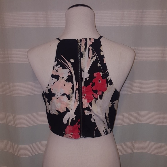 Abstract floral print crop top - Picture 2 of 2